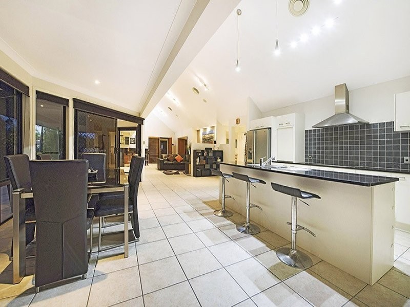 5 TULIPOAK COURT, Little Mountain QLD 4551