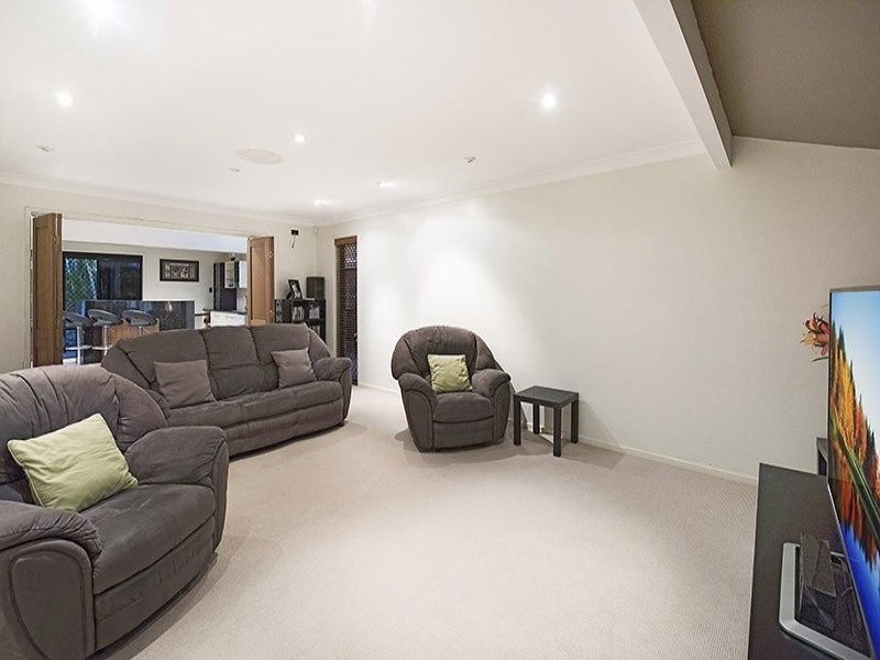 5 TULIPOAK COURT, Little Mountain QLD 4551