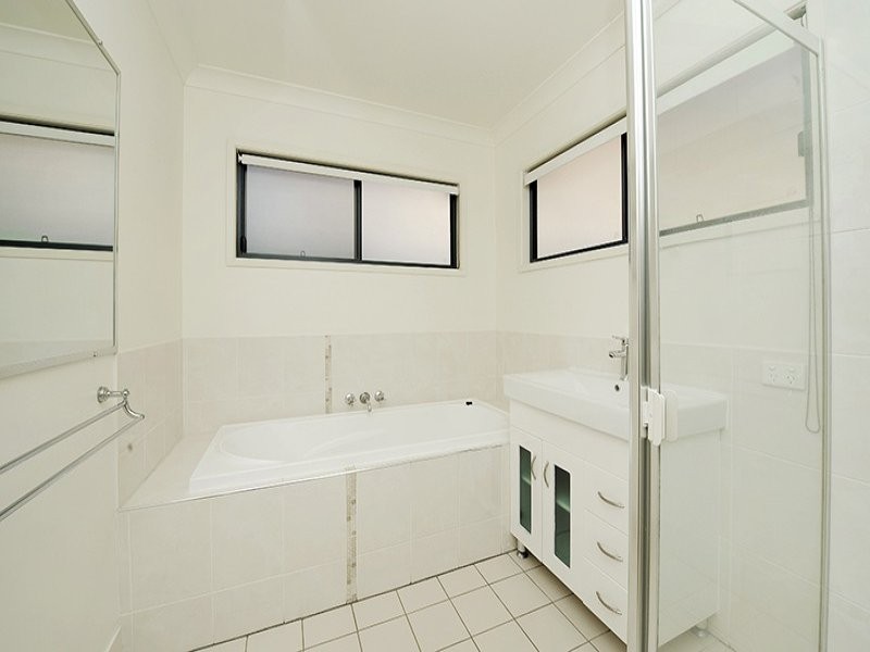 36 Turnbury Street, Little Mountain QLD 4551