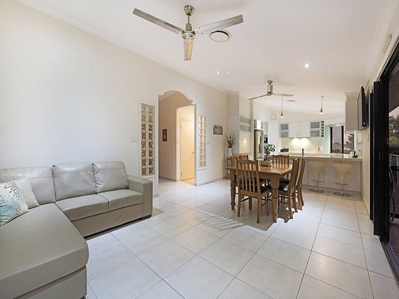 88 Sunset Drive, Little Mountain QLD 4551