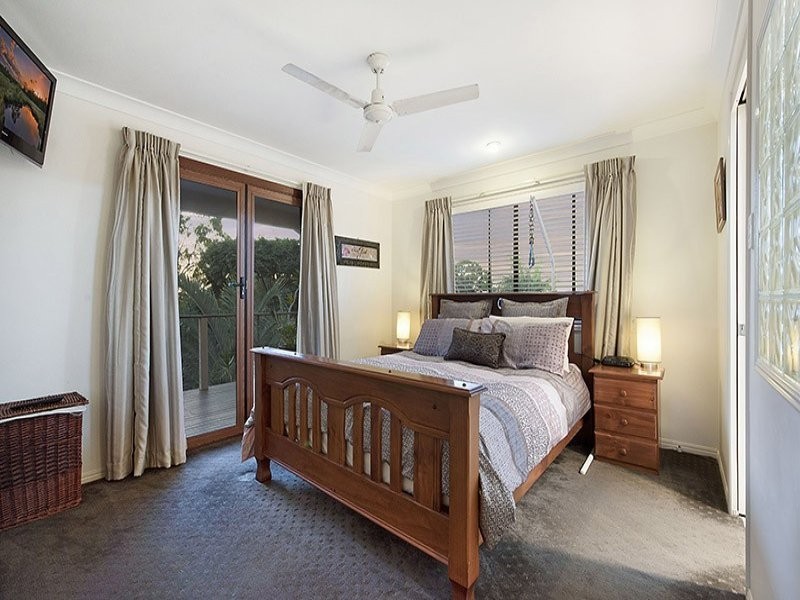 88 Sunset Drive, Little Mountain QLD 4551