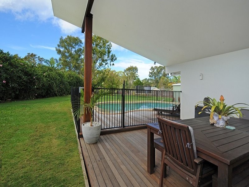 13 Flamingo Street, Little Mountain QLD 4551
