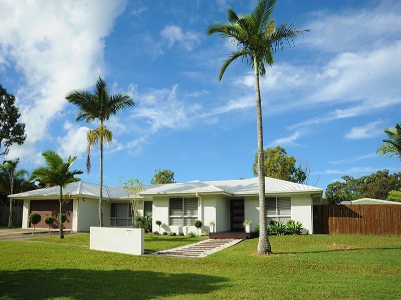 13 Flamingo Street, Little Mountain QLD 4551