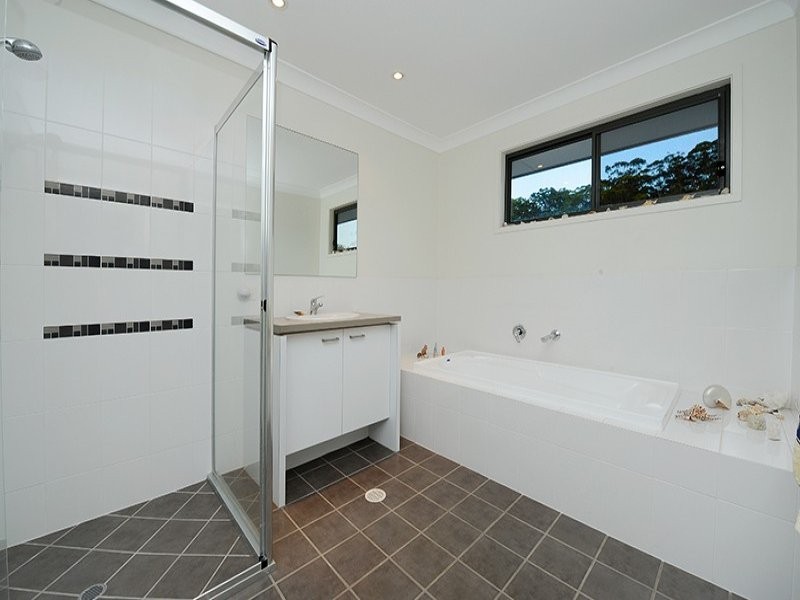 6 Park Hollow Mews, Little Mountain QLD 4551
