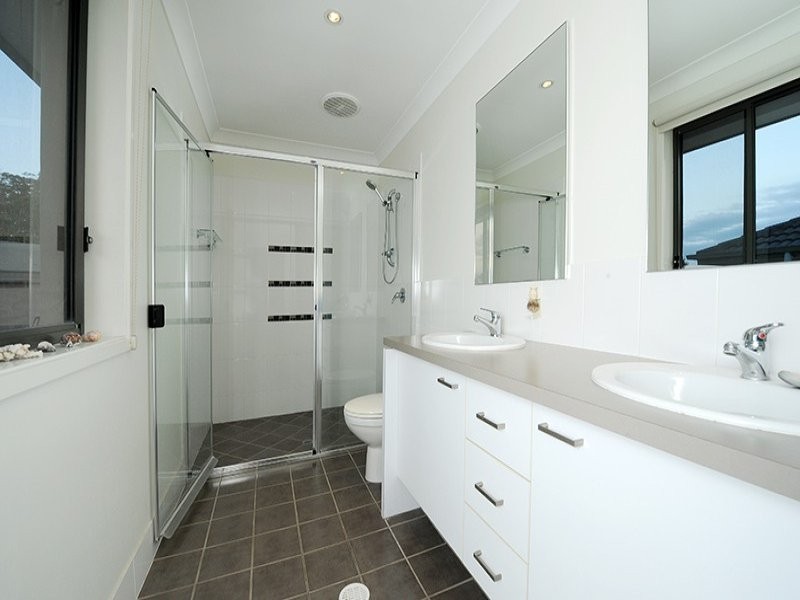 6 Park Hollow Mews, Little Mountain QLD 4551