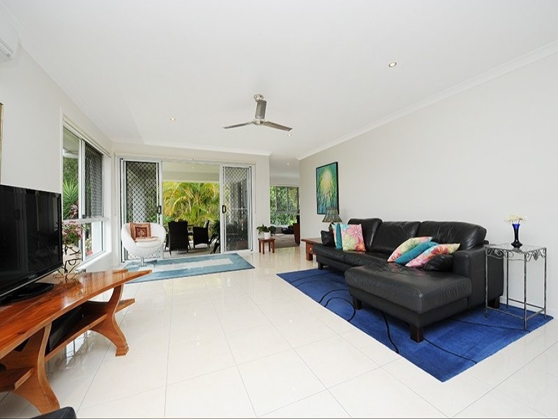 67 High Park Crescent, Little Mountain QLD 4551