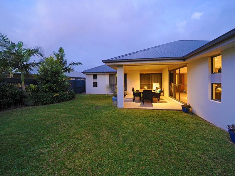 10 Kingsley Court, Little Mountain QLD 4551