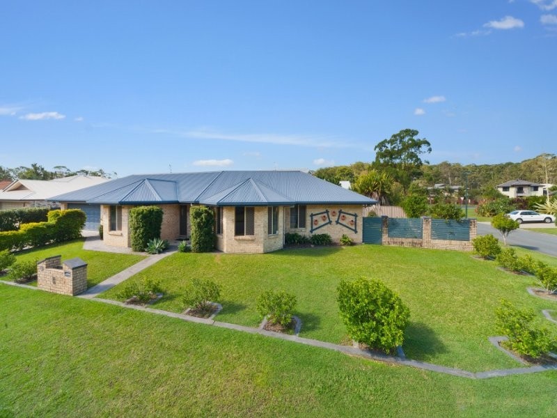 11 Ivadale Boulevard, Little Mountain QLD 4551