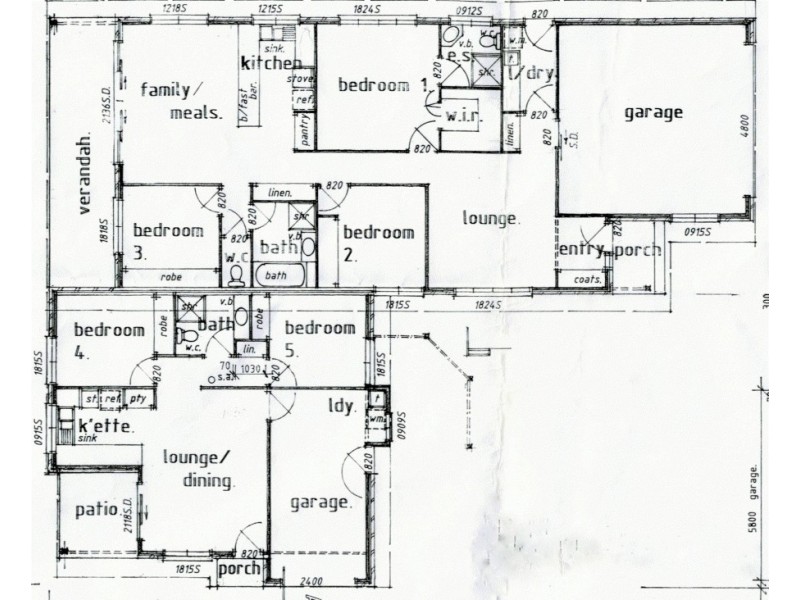 34 Forest View Way, Little Mountain QLD 4551 Floorplan