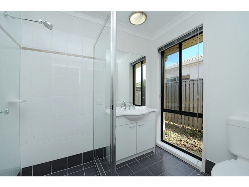 7 Liekefett Way, Little Mountain QLD 4551