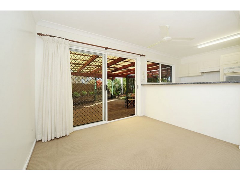 2 Hans Street, Caloundra West QLD 4551