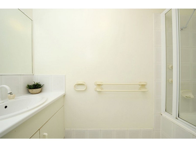 2 Hans Street, Caloundra West QLD 4551