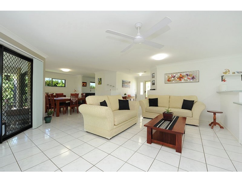 11 Bush Nut Court, Little Mountain QLD 4551