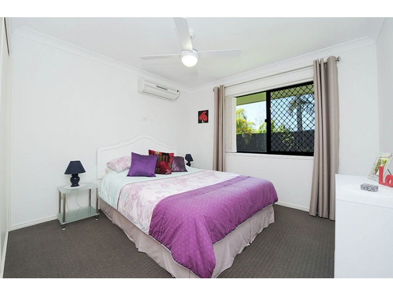 11 Bush Nut Court, Little Mountain QLD 4551