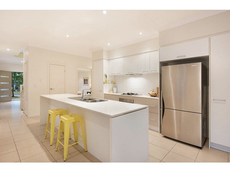 27 Little Mountain Drive, Little Mountain QLD 4551