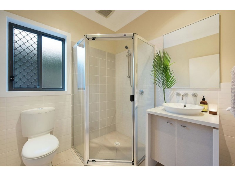 27 Little Mountain Drive, Little Mountain QLD 4551