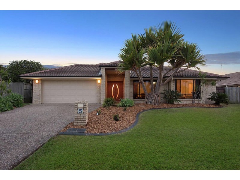 5 Birrobeen Street, Little Mountain QLD 4551