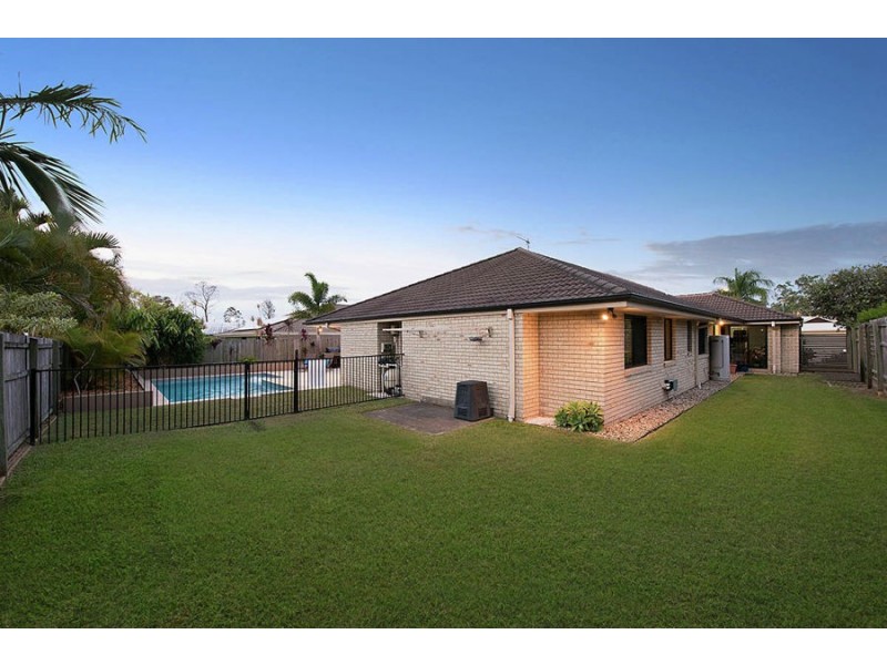 5 Birrobeen Street, Little Mountain QLD 4551