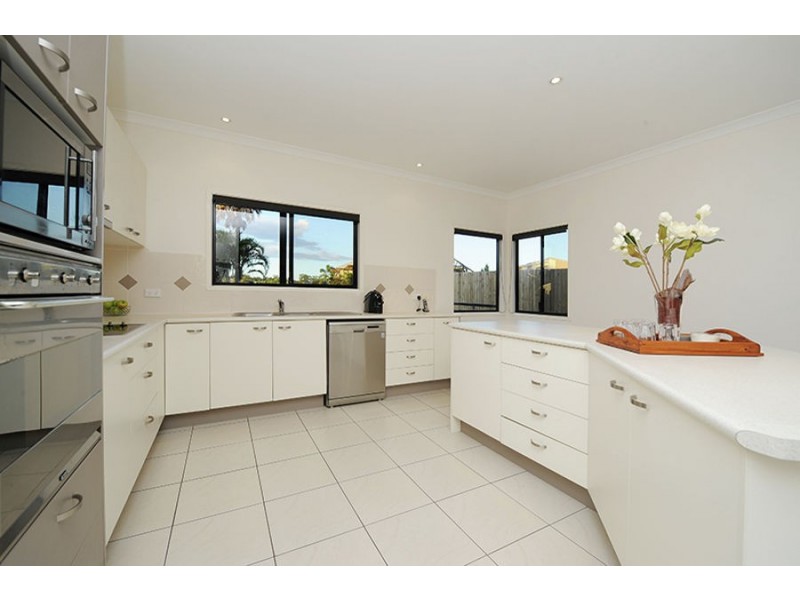 32 Grey Gum Drive, Little Mountain QLD 4551