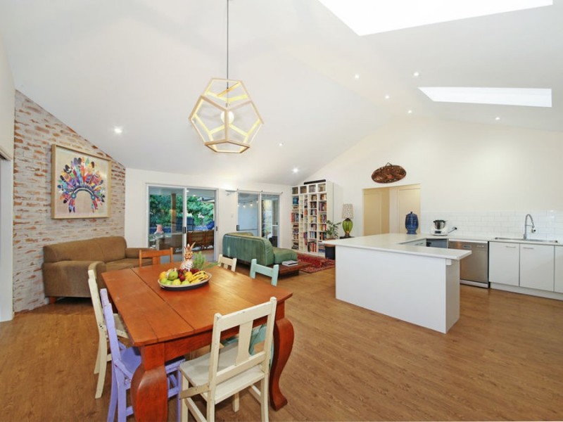 16 Ironbark  Road, Little Mountain QLD 4551