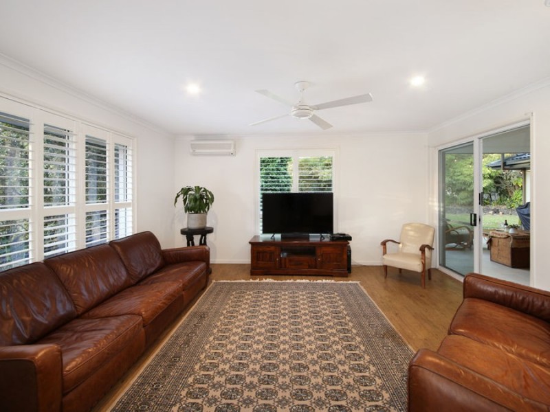 16 Ironbark  Road, Little Mountain QLD 4551