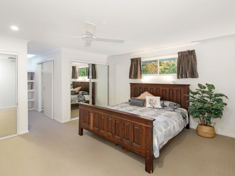 16 Ironbark  Road, Little Mountain QLD 4551