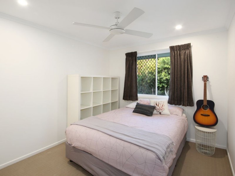 16 Ironbark  Road, Little Mountain QLD 4551