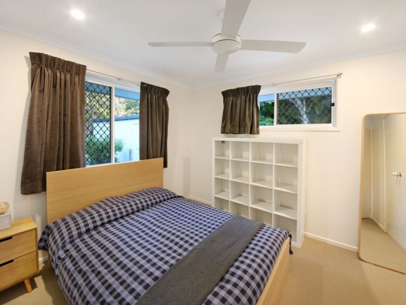 16 Ironbark  Road, Little Mountain QLD 4551