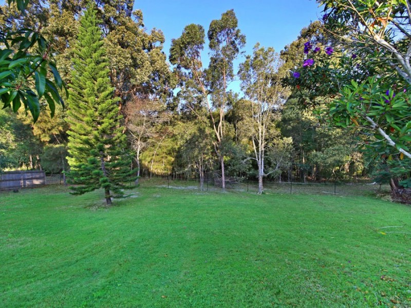 16 Ironbark  Road, Little Mountain QLD 4551