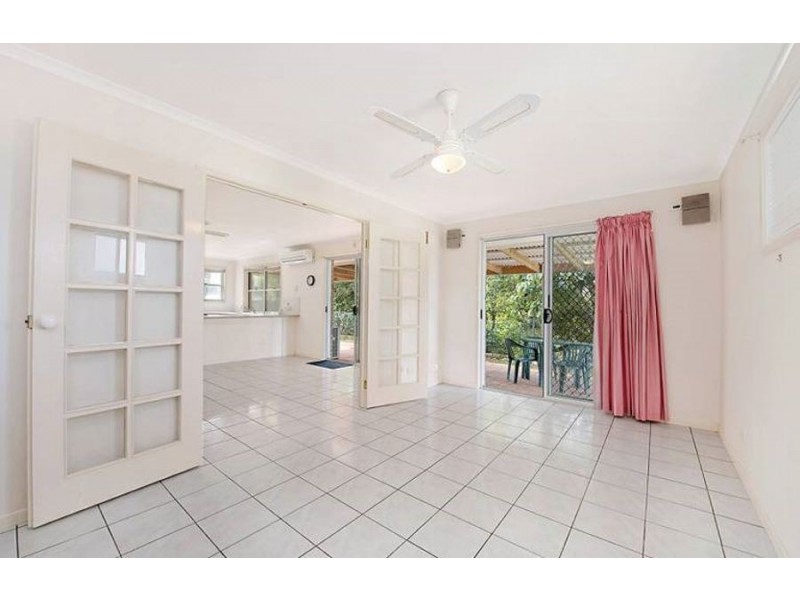 92 Sunset Drive, Little Mountain QLD 4551