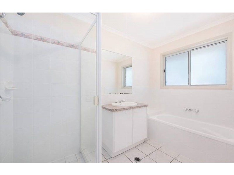 92 Sunset Drive, Little Mountain QLD 4551