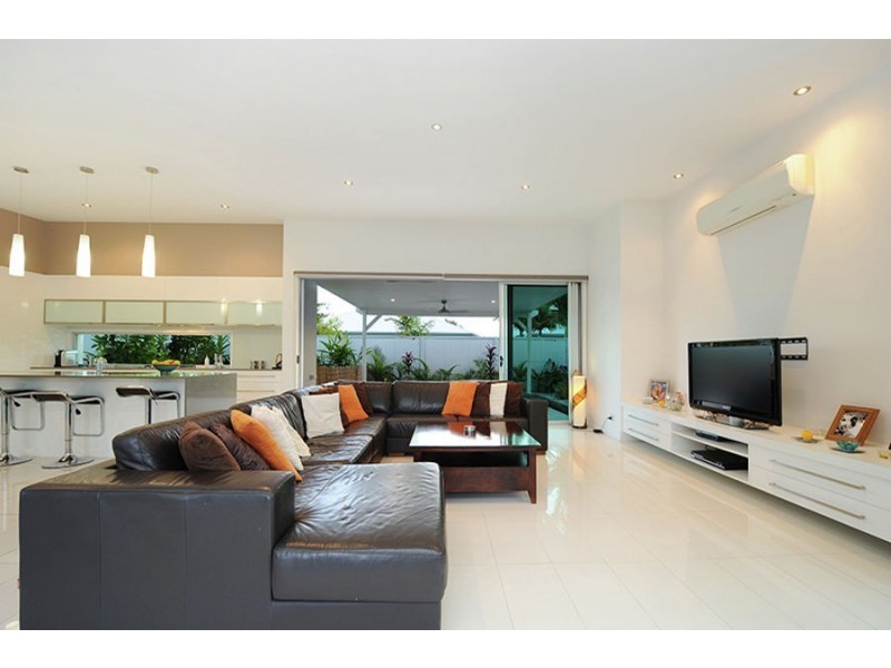 37 Westholme Circuit, Pelican Waters QLD 4551