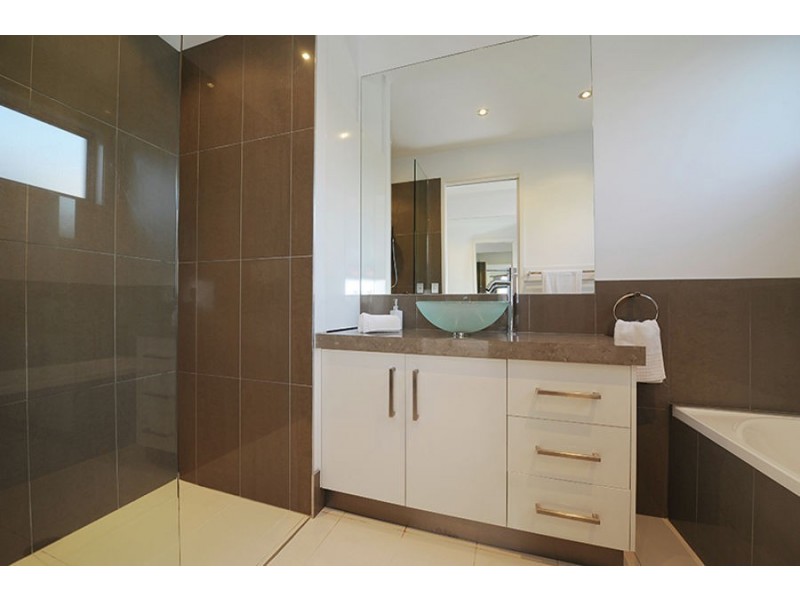 37 Westholme Circuit, Pelican Waters QLD 4551