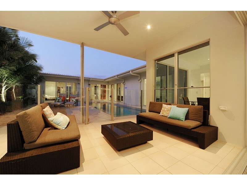 37 Westholme Circuit, Pelican Waters QLD 4551