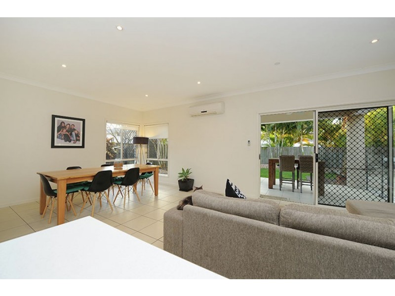 4 Park Hollow Mews, Little Mountain QLD 4551