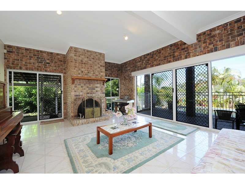 5 Diver Place, Aroona QLD 4551
