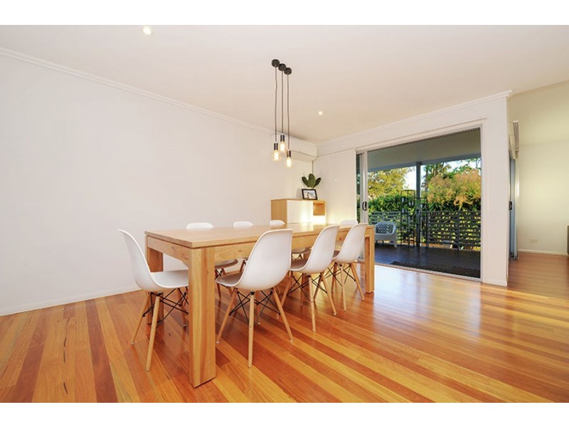 4 Cullen Drive, Little Mountain QLD 4551