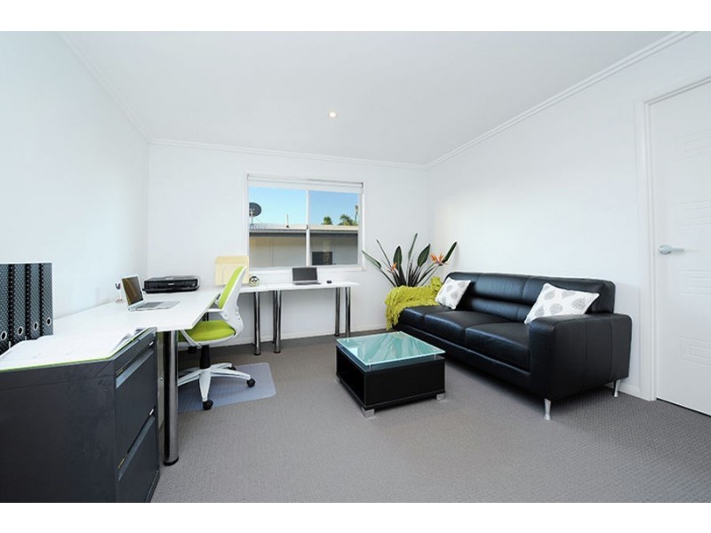 4 Cullen Drive, Little Mountain QLD 4551
