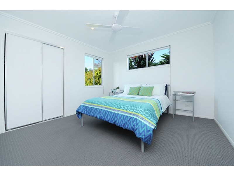 4 Cullen Drive, Little Mountain QLD 4551