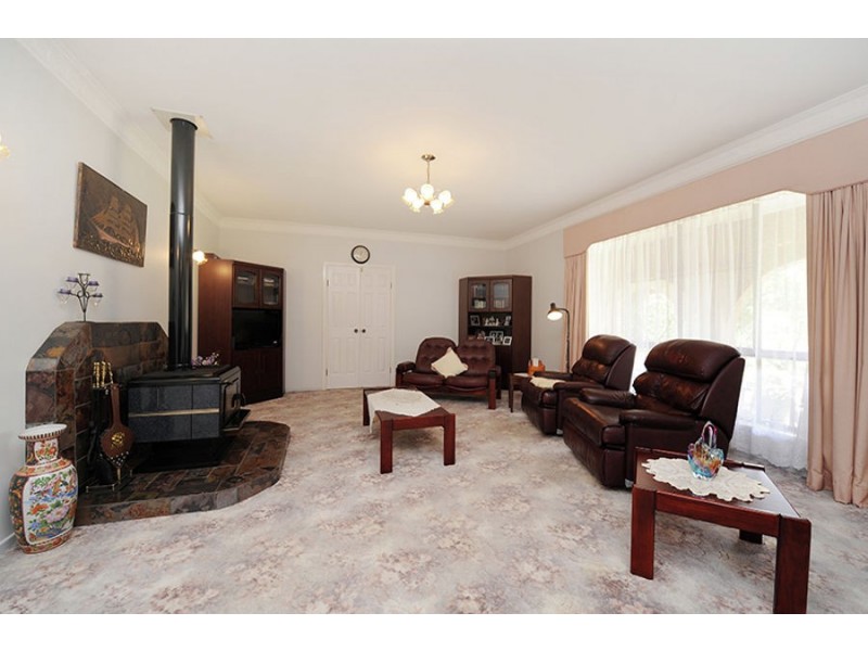 50 Casuarina Drive, Little Mountain QLD 4551