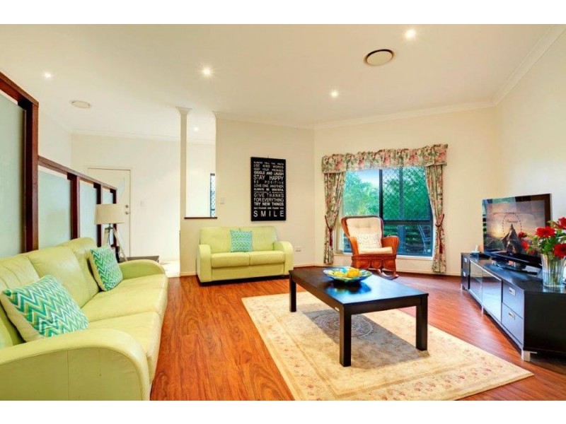 9 The Parkway, Aroona QLD 4551
