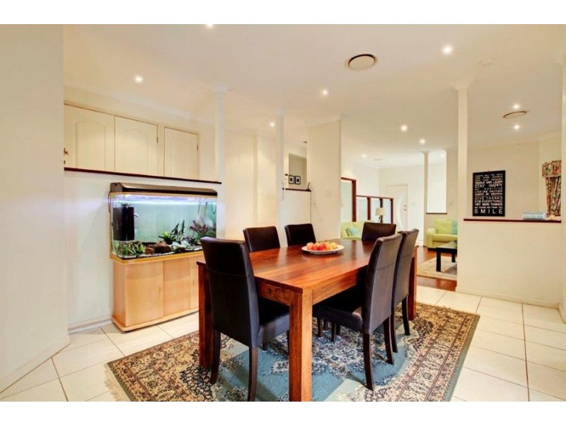 9 The Parkway, Aroona QLD 4551