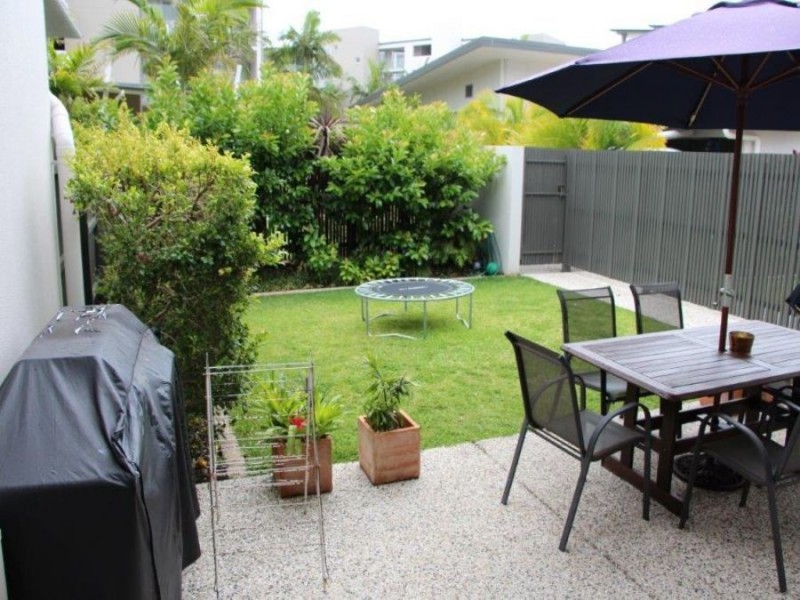 86/7 Grand Parade, Kawana Island QLD 4575