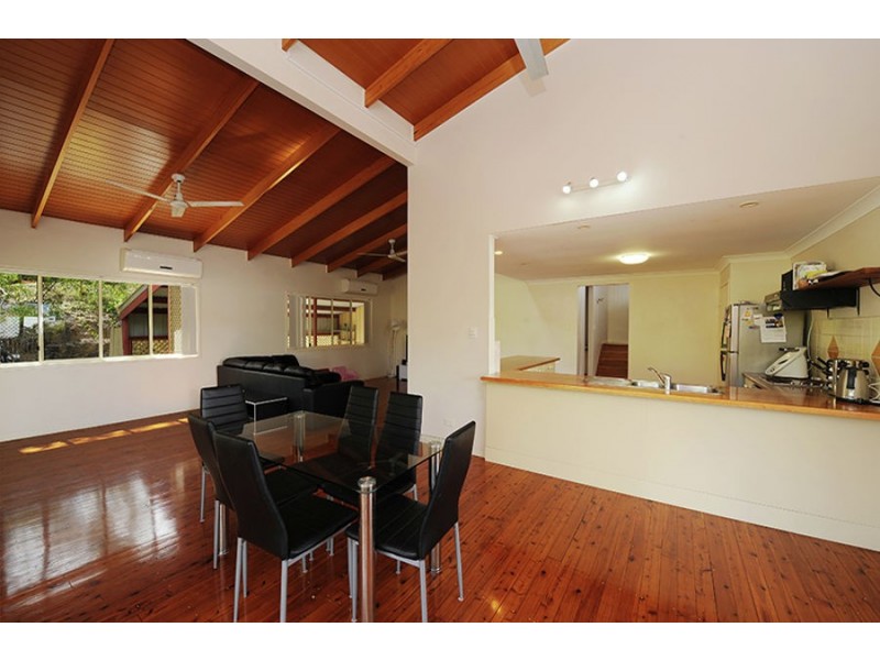 21 Moreton Bay Drive, Caloundra West QLD 4551