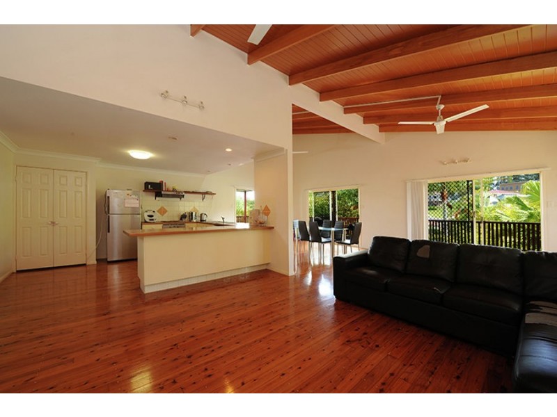 21 Moreton Bay Drive, Caloundra West QLD 4551