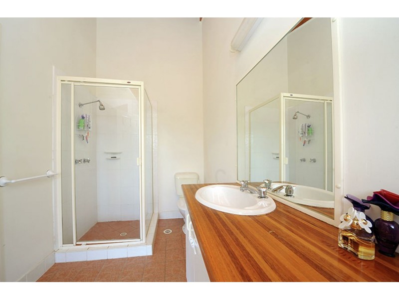21 Moreton Bay Drive, Caloundra West QLD 4551