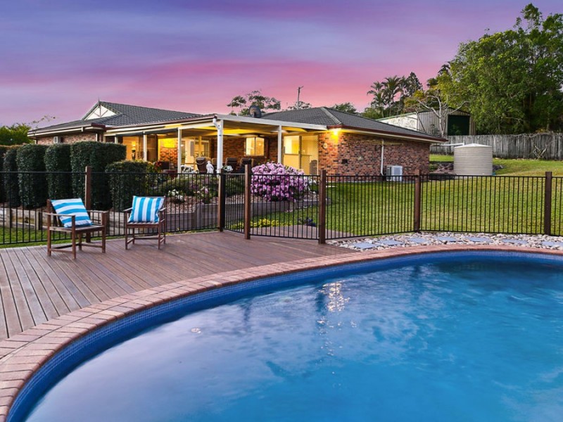 6 Pinewood Street, Little Mountain QLD 4551