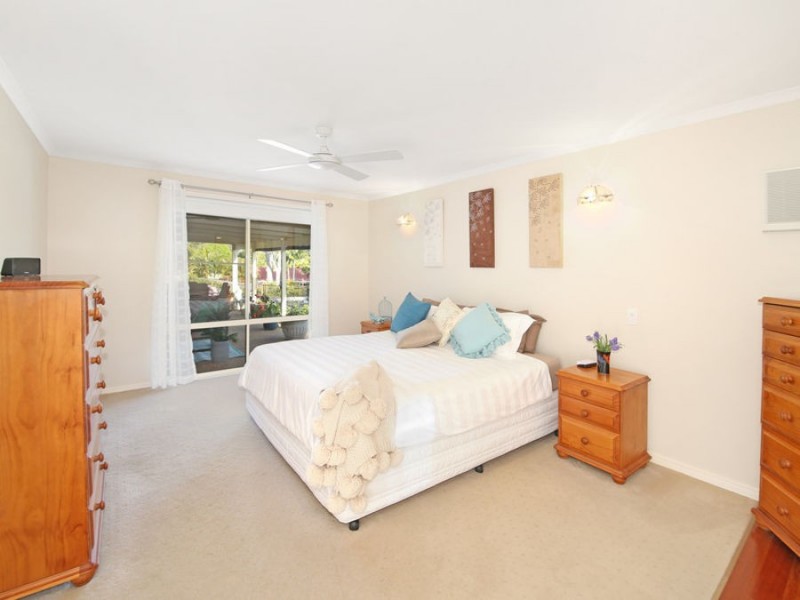 6 Pinewood Street, Little Mountain QLD 4551