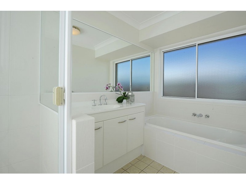 6 Carbeen Place, Meridan Plains QLD 4551