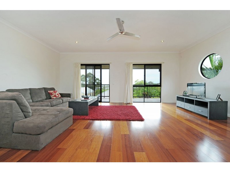 1/2 Rosewood St, Caloundra West QLD 4551